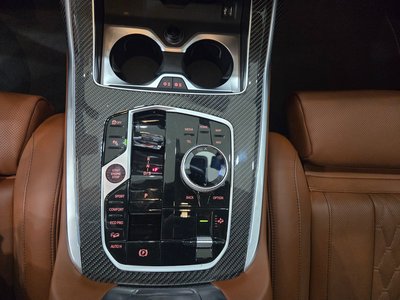 2025 BMW X7 photo 9