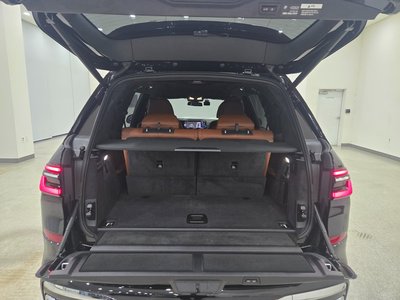 2025 BMW X7 缩略图 14