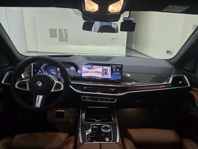 2025 BMW X7 缩略图 13