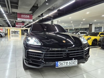 PORSCHE CAYENNE - 1