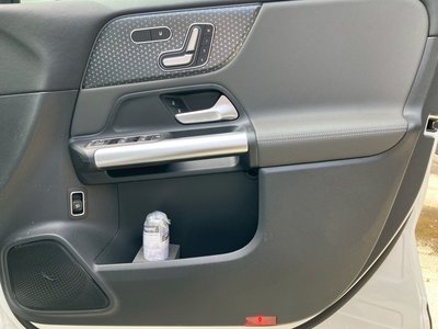 MERCEDES-BENZ EQA - 5