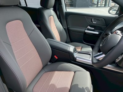 MERCEDES-BENZ EQA - 4