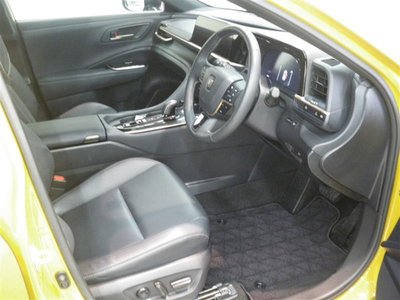 TOYOTA CROWN SPORT - 8