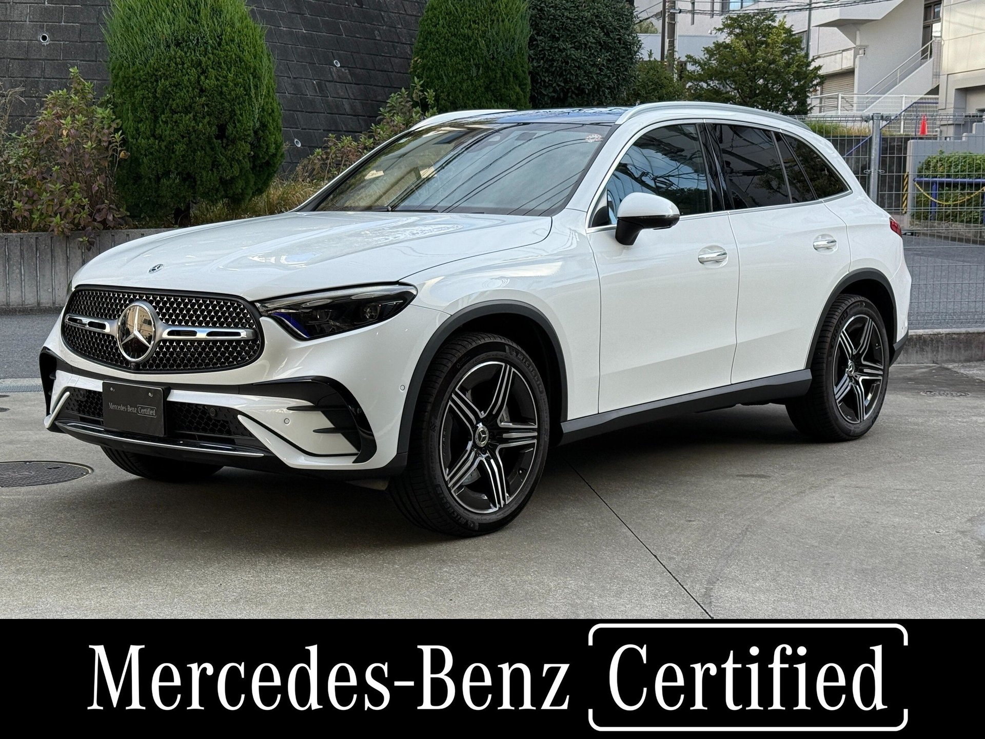 MERCEDES-BENZ GLC - View 1