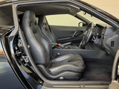 NISSAN GT-R - 9