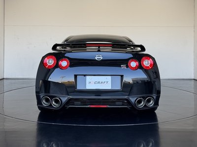 NISSAN GT-R - 4
