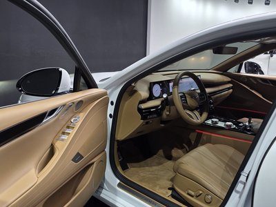 GENESIS G80 (RG3) - 10