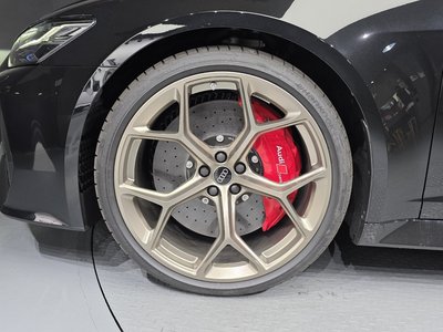 2025 AUDI RS6 照片 6