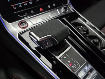 2025 AUDI RS6 照片 9