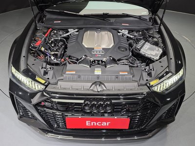 2025 AUDI RS6 照片 7