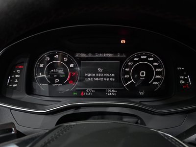 2025 AUDI RS6 照片 8