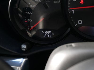 2023 Porsche 718 缩略图 30