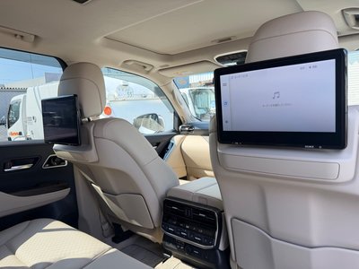 2025 Toyota LAND CRUISER 300 thumbnail 49