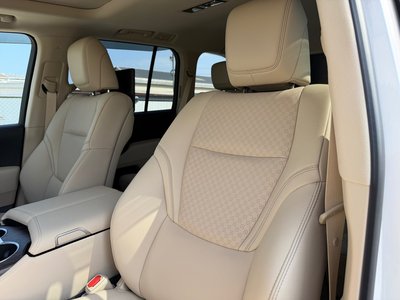 2025 Toyota LAND CRUISER 300 thumbnail 45