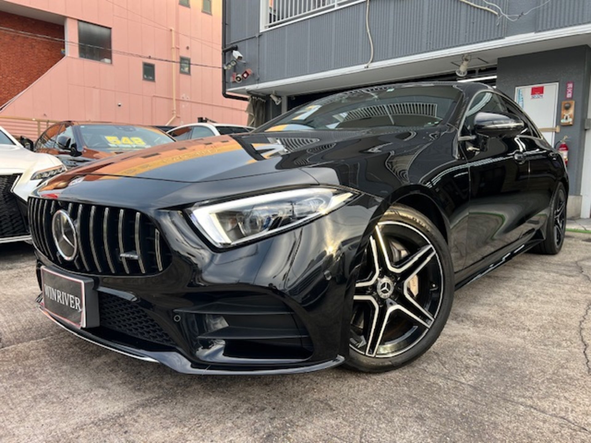 MERCEDES-BENZ CLS - View 1