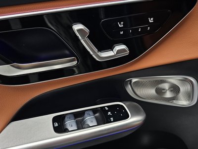 2025 Mercedes-BENZ GLC — миниатюра 25
