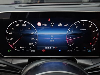 2025 Mercedes-BENZ GLC — миниатюра 11