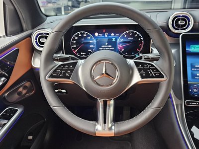 2025 Mercedes-BENZ GLC — миниатюра 19