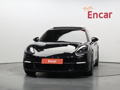 PORSCHE PANAMERA - 2