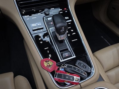 PORSCHE PANAMERA - 9