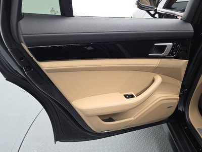 2018 Porsche PANAMERA 缩略图 19
