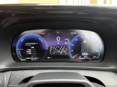 TOYOTA CROWN SPORT - 10