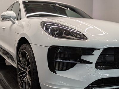 PORSCHE MACAN - 9