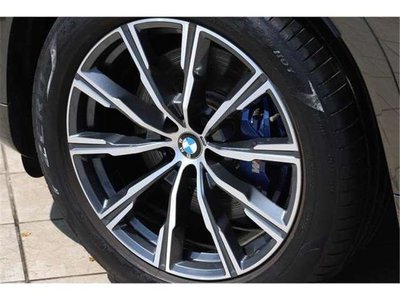 2021 BMW BMW X6 — миниатюра 33