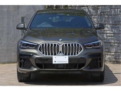 2021 BMW BMW X6 — фото 4