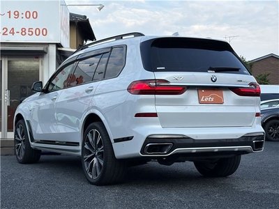 BMW X7 - 7