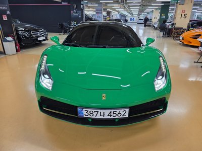 FERRARI 488 GTB
