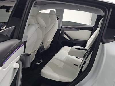 2025 Tesla MODEL Y — миниатюра 17