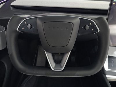 2025 Tesla MODEL Y — миниатюра 19