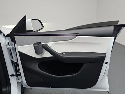 2025 Tesla MODEL Y — миниатюра 14