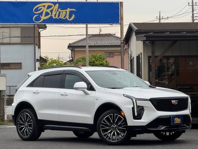 2025 Cadillac XT4 照片 1