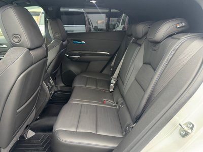 2025 Cadillac XT4 照片 8