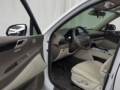 صورة 10 لـ 2022 Genesis GV80