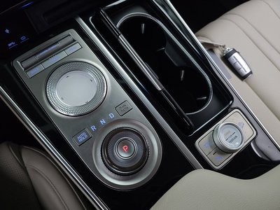 صورة 9 لـ 2022 Genesis GV80