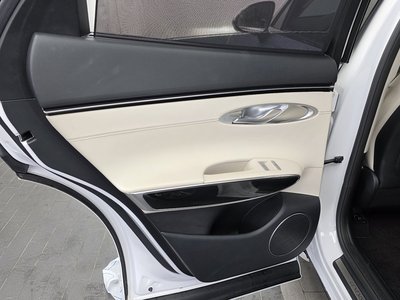 صورة مصغرة 15 لـ 2022 Genesis GV70