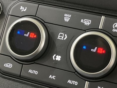 LAND ROVER DEFENDER - 5