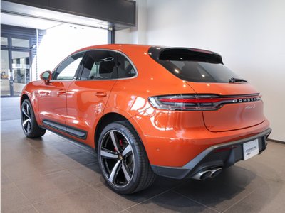 PORSCHE MACAN - 3