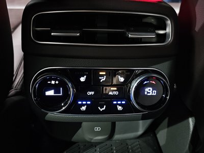 صورة مصغرة 23 لـ 2022 Genesis GV70