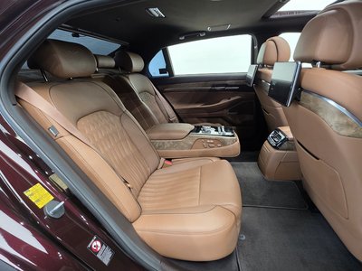 صورة مصغرة 19 لـ 2019 Genesis G90