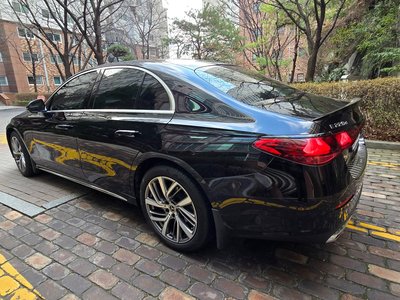 MERCEDES-BENZ E-CLASS - 7