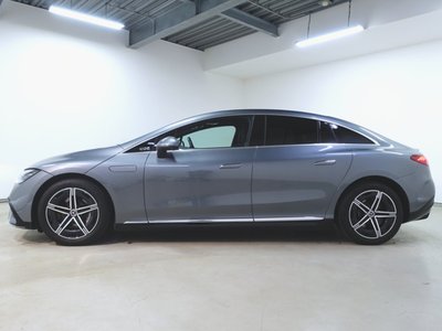 MERCEDES-BENZ EQE - 4