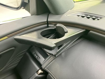2024 Toyota ALPHARD — миниатюра 39