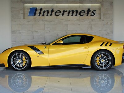 FERRARI F12 TDF