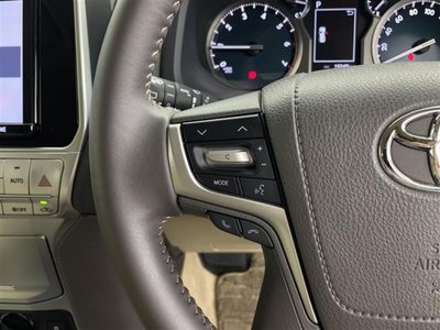 TOYOTA LAND CRUISER PRADO - 9