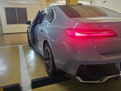 BMW 7 SERIES - 9