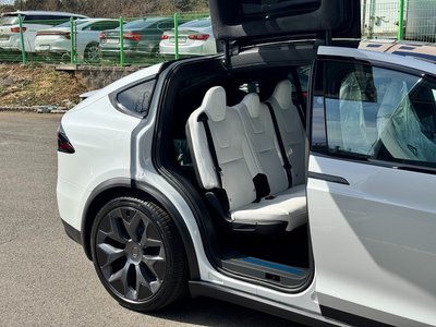 صورة 7 لـ 2026 Tesla MODEL X